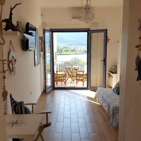 Casa Vacanze Vento Greco Yénion